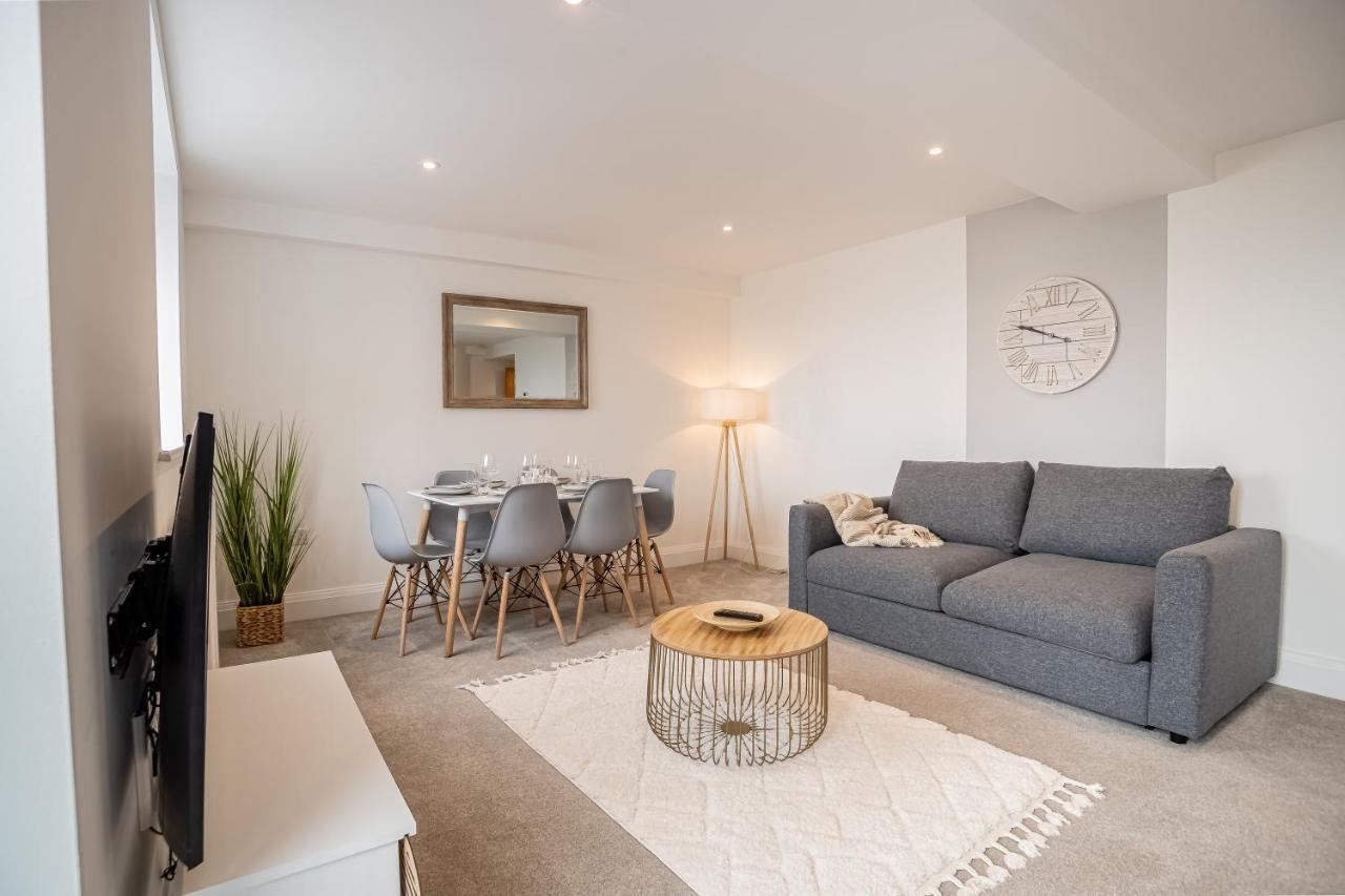 Elegant Fresh Spacious Two Bed Apartment - Juliet Balcony - Sea, Marina, Harbour Views, English Riviera Clock Tower Torquay Ngoại thất bức ảnh